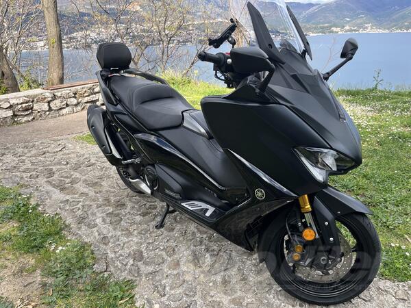 Yamaha - 560 Tech Max