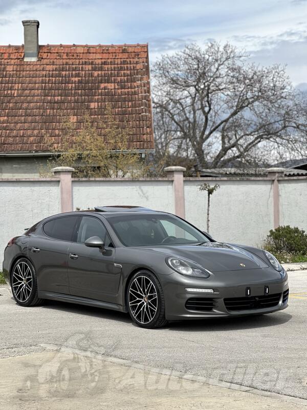 Porsche - Panamera - 3.0
