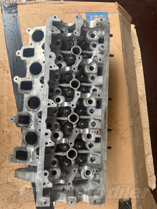 Glava motora za Audi - A6    - 2009, 2010