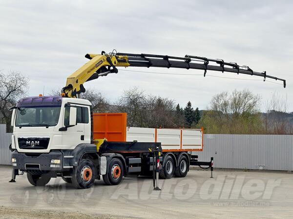MAN - TGS 35.360 / 7,15m / kran / FUNK / 8x4 kamion s ravnom platformom / LUS-1243