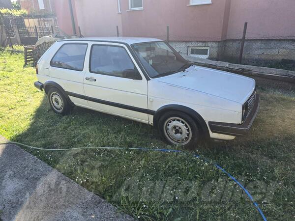 Volkswagen - Golf 2