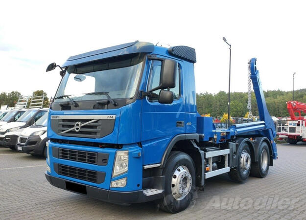 Volvo - FM 410 Kamion autopodizač kontejnera/LTK528