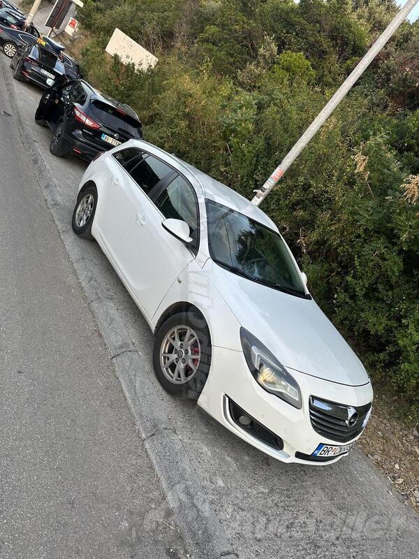 Opel - Insignia - 2.0