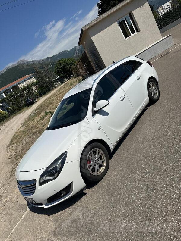 Opel - Insignia - 2.0