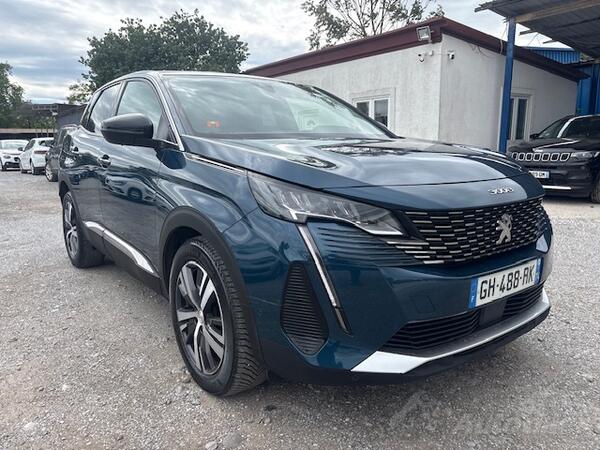 Peugeot - 3008 - 1.5HDI Allure Automatik