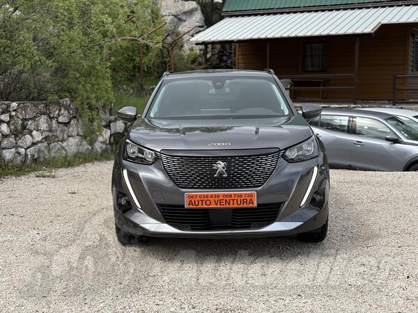 Peugeot - 2008 - 1.5 HDI ALLURE