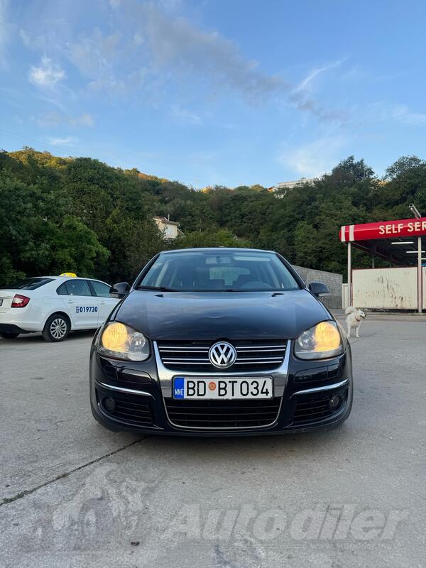 Volkswagen - Golf 5 - 1.9 Tdi
