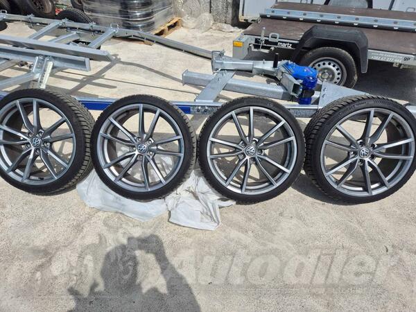 Fabričke felne i continental gume