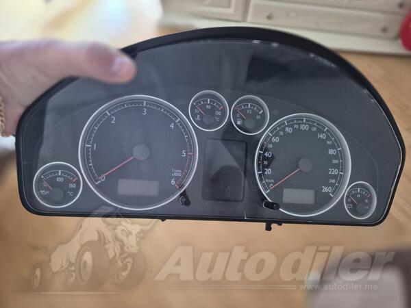 Instrument tabla za Automobile - Volkswagen - Sharan    - 2005