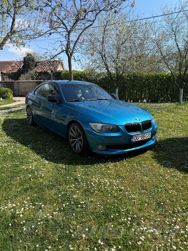 BMW - 320 - 2.0 D