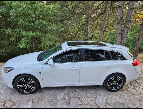 Opel - Insignia - 2.0 CDTI