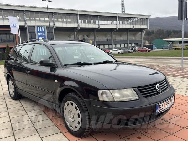 Volkswagen - Passat