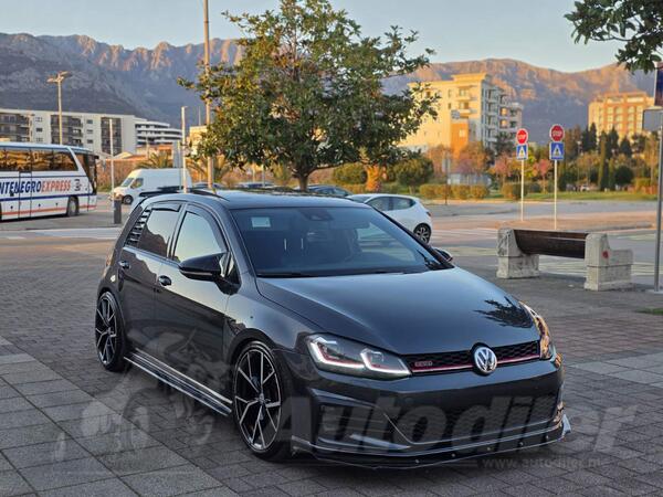 Volkswagen - Golf 7 - 2.0