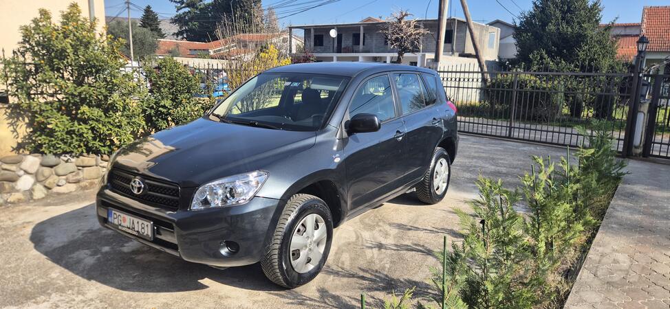 Toyota - RAV 4 - 2.2 DID