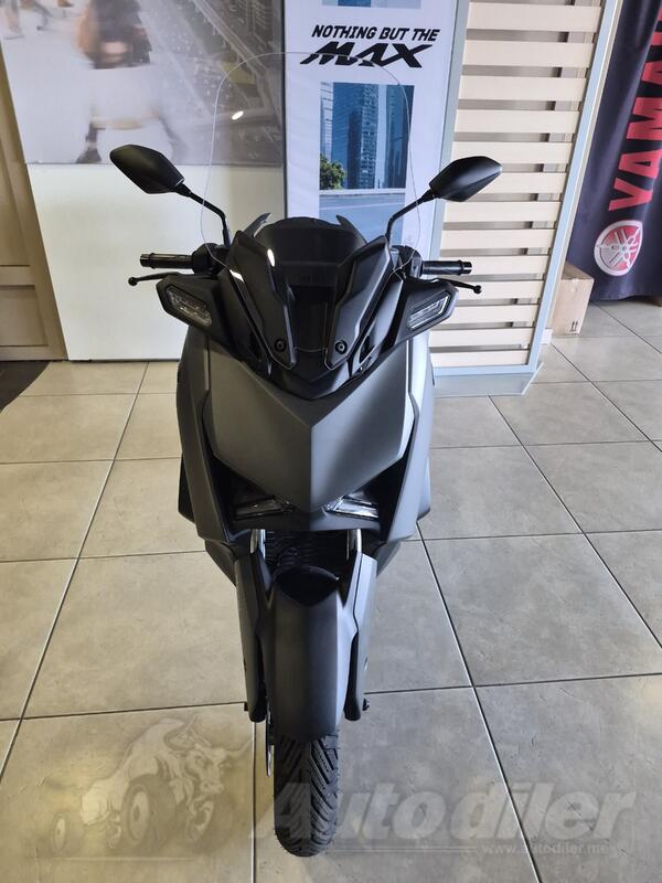 Yamaha - xmax 300