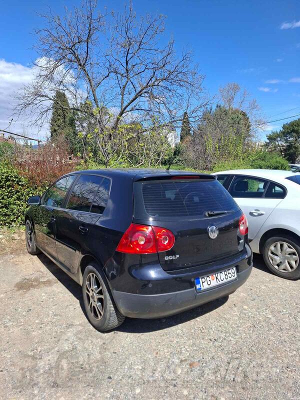 Volkswagen - Golf 5 - 1.9 TDI