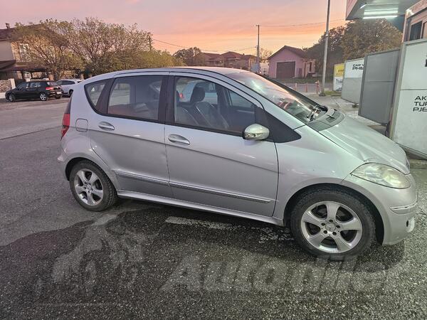 Mercedes Benz - A 180 - 1.8