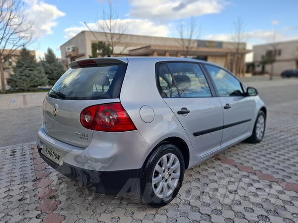 Volkswagen - Golf 5 - 4 MOTION