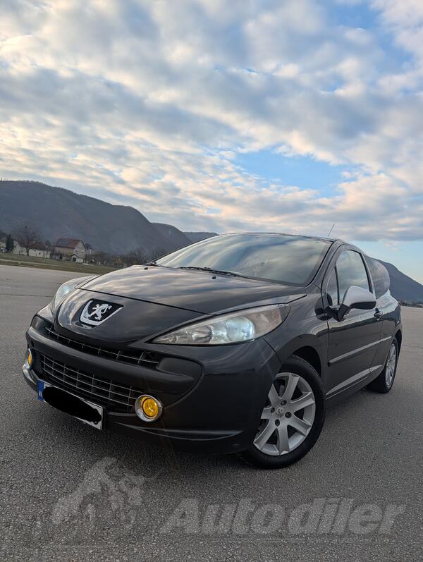 Peugeot - 207 - 1.6