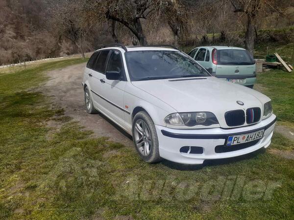 BMW - 320 - 320
