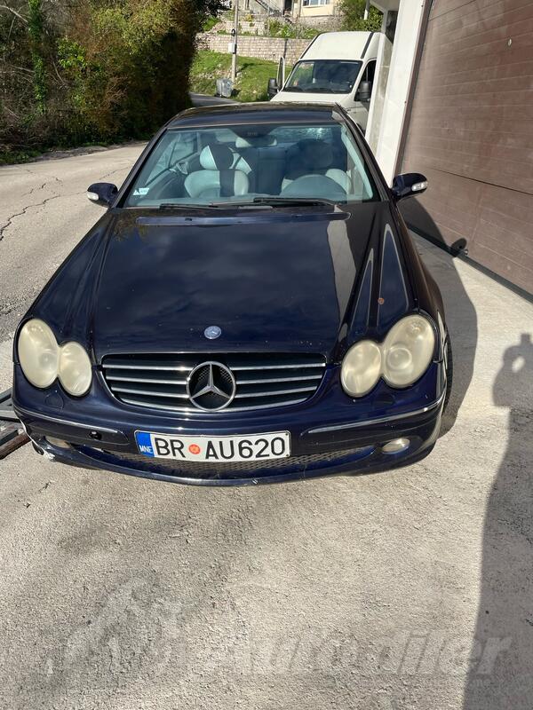 Mercedes Benz - CLK 270 - 2.7