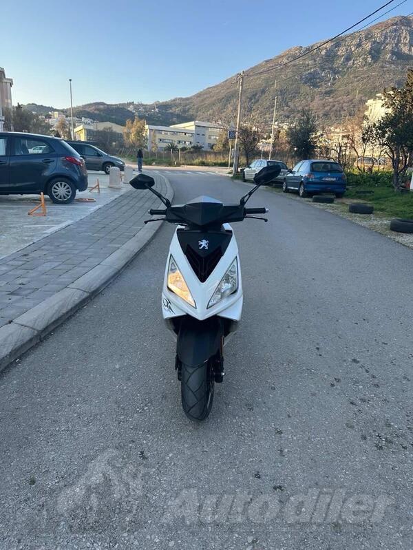 Peugeot - speedfight 3 2t