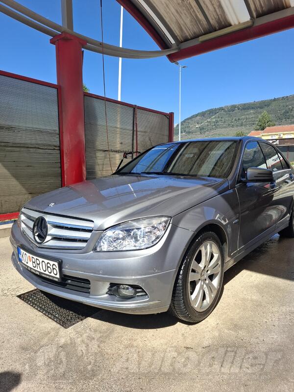 Mercedes Benz - C 200 - 2.2 CDI