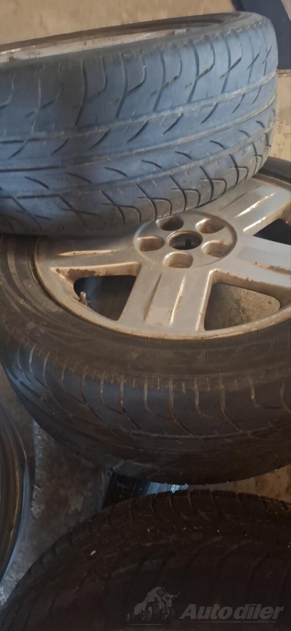 Fabričke felne i ljetnje gume