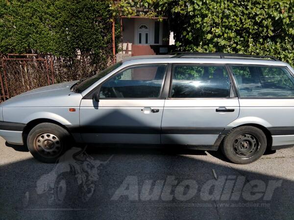 Volkswagen - Passat