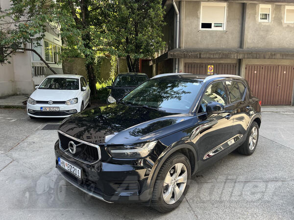 Volvo - XC 40 - 2.0