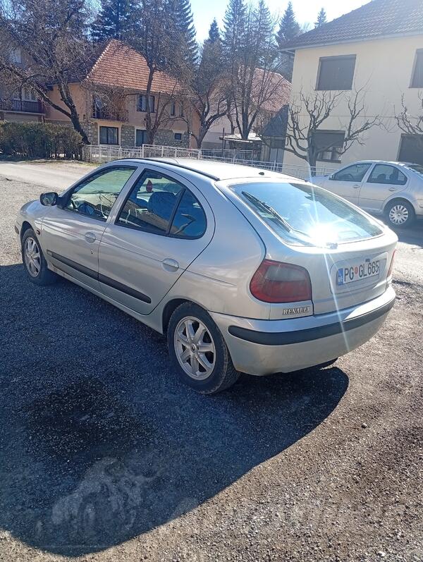 Renault - Megane - 1.9 dci