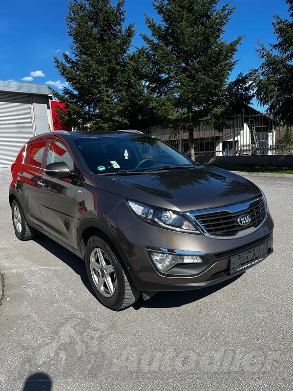 Kia - Sportage - 2.0 CRDI AWD