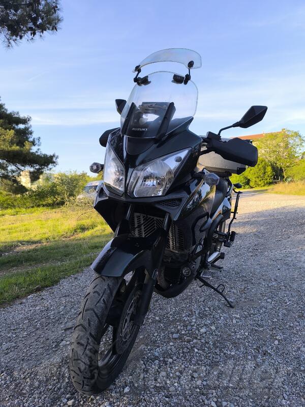Suzuki - V-Strom 1000