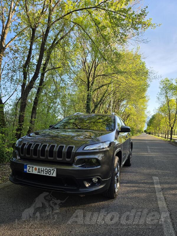 Jeep - Cherokee - 2.2 jtd