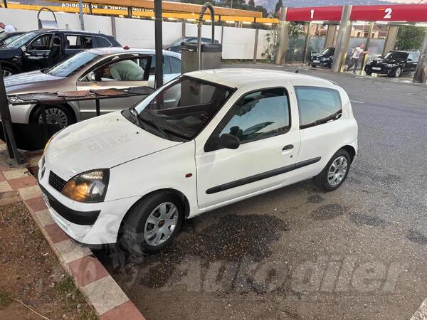 Renault - Clio - 1.5 dci