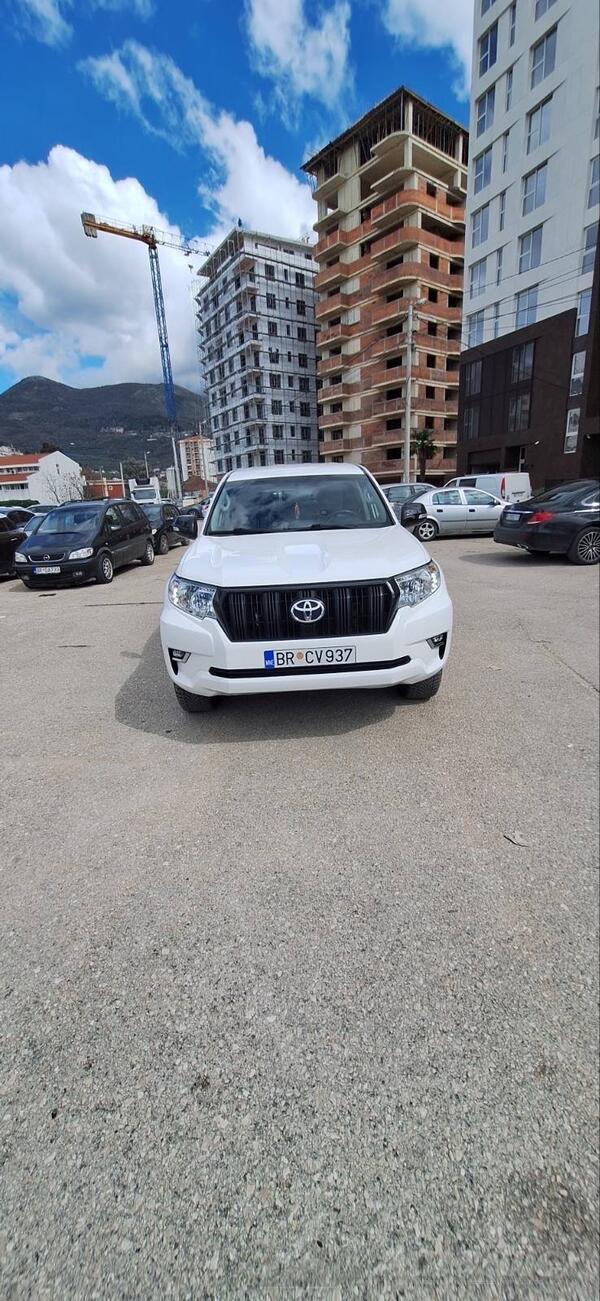 Toyota - Land Cruiser