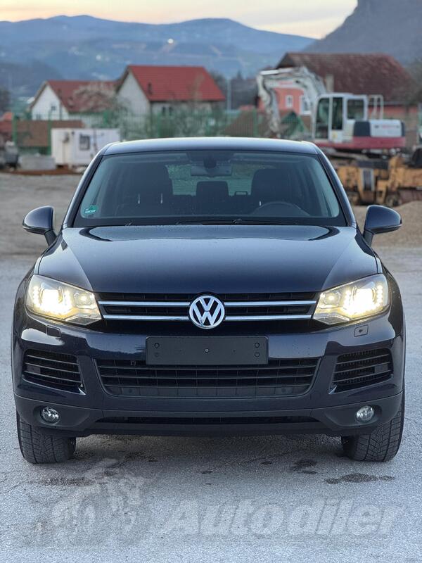 Volkswagen - Touareg - 3.0 TDI 180KW