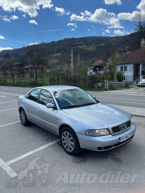Audi - A4 - 1.8 sekvent
