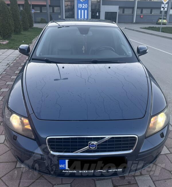 Volvo - S40 - 2.0
