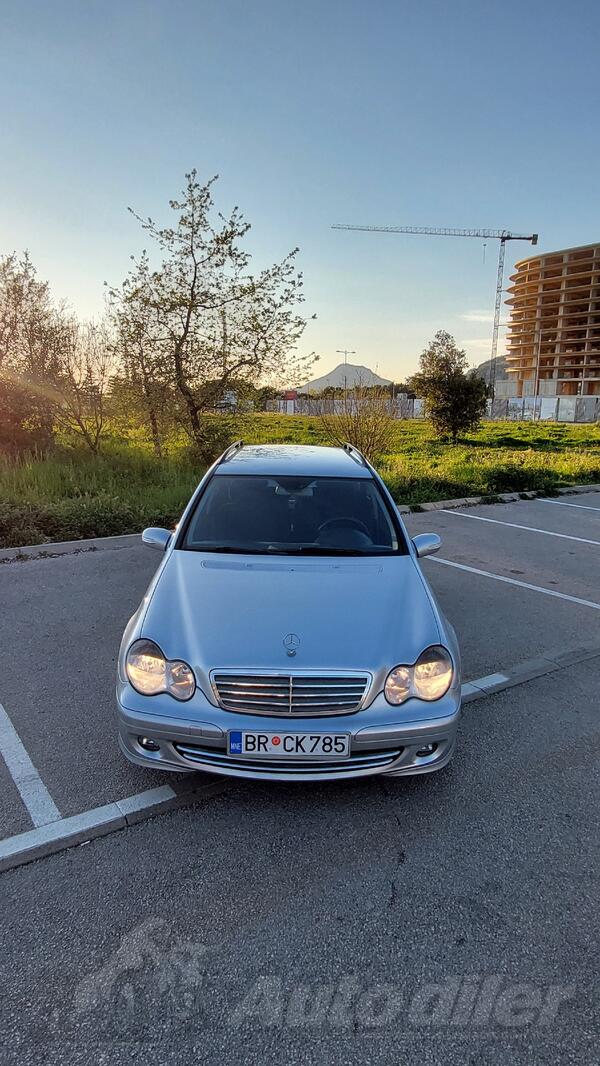 Mercedes Benz - C 220 - cdi
