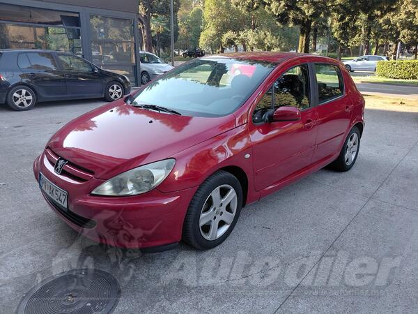 Peugeot - 307