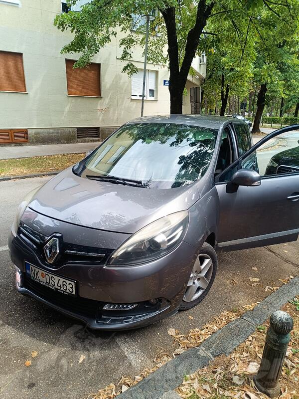 Renault - Scenic - 1.5 DCI