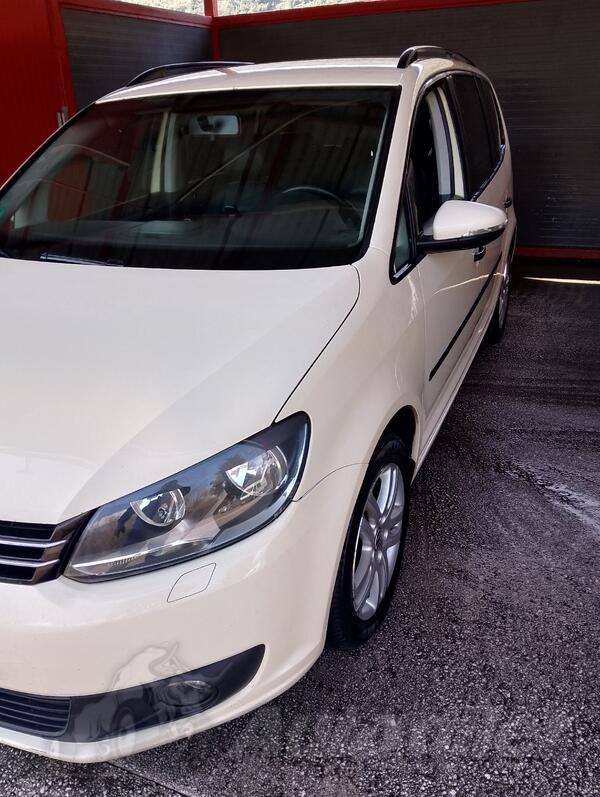 Volkswagen - Touran - 2.0 tdi