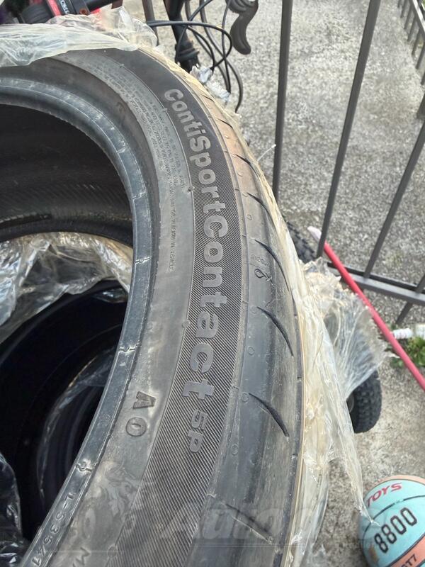 Continental - 255 35 19 - Summer tire