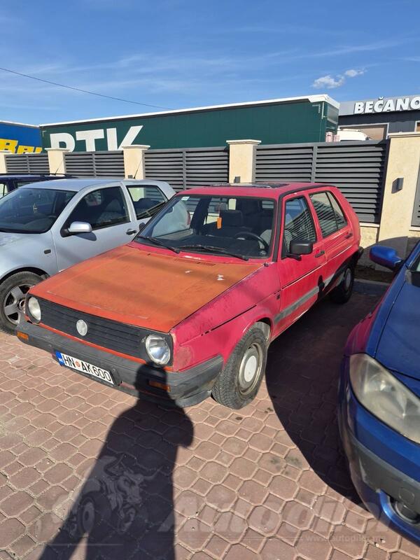 Volkswagen - Golf 2 - 1.6 Benz