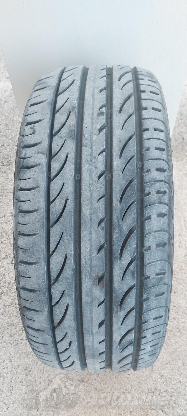 Pirelli - P Zero Nero - Summer tire