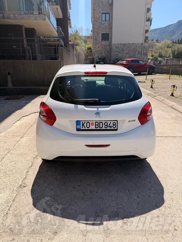 Peugeot - 208 - 1.4hdi