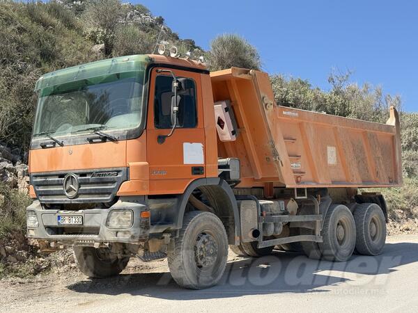 Mercedes Benz - 3336 6x6