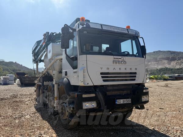 Iveco - Trakker 440 28m Sermac Mixer Pumpa