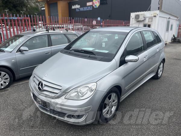 Mercedes Benz - B 200 - cdi automatik